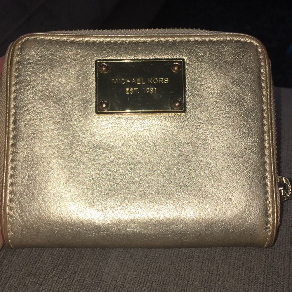 Michael Kors wallet